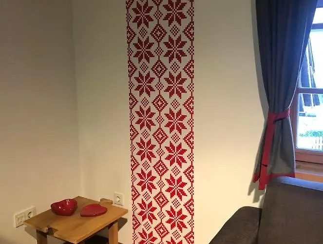 Apartma Pri Struklju *